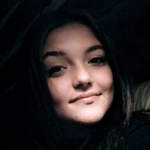 Meet your Posher, Deanna